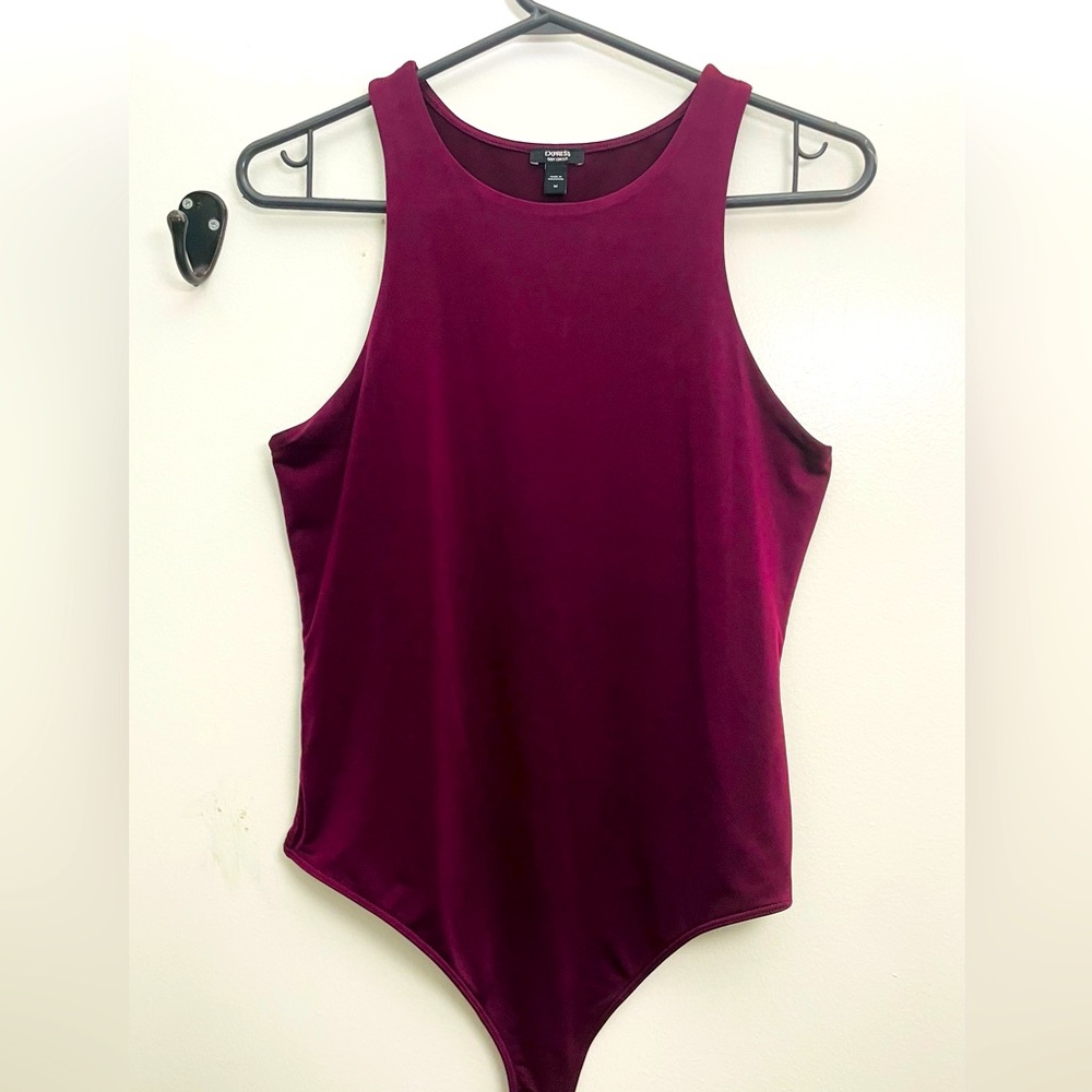 Express Body Contour High Compression High Neck Bodysuit | Burgundy| Size M |
